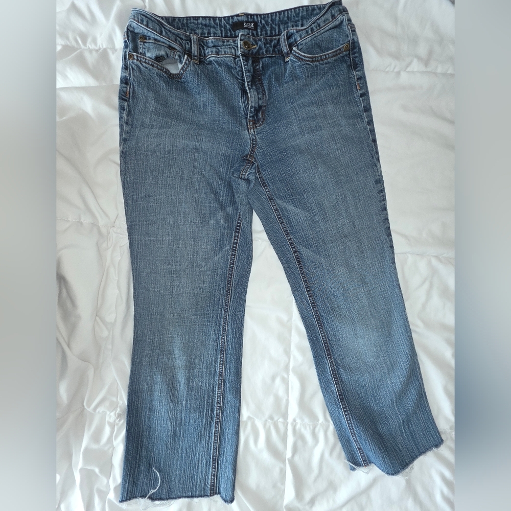 * A.n.a A New Approach Jeans Size 12 Bootcut Mid Rise Denim Blue‎ Raw Heming